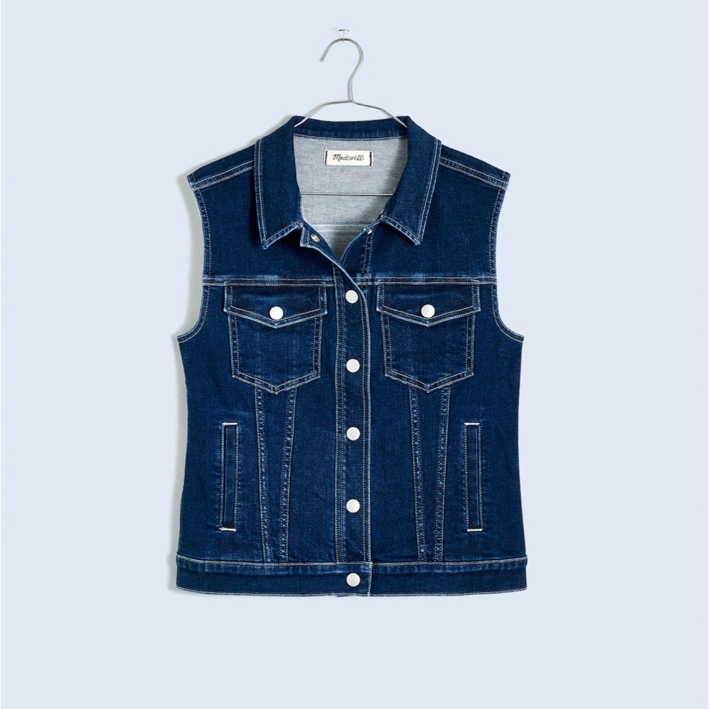 Madewell Denim Fitted Vest in Rocco Wash